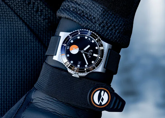 wristshot-1