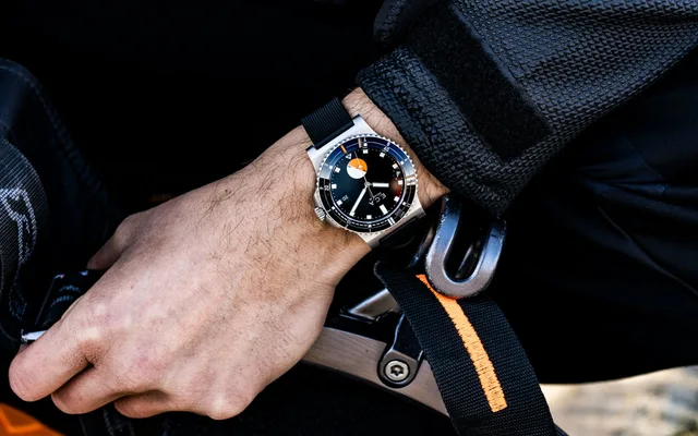 wristshot-3