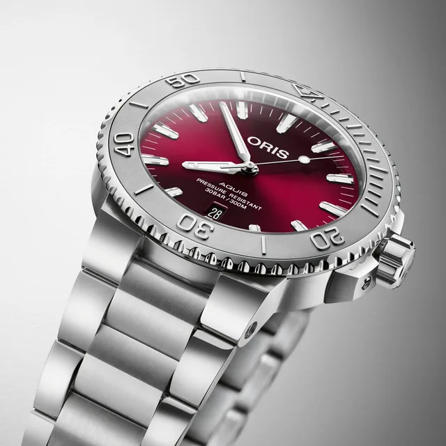 01 733 7730 4158-07 8 24 05PEB - Aquis Date