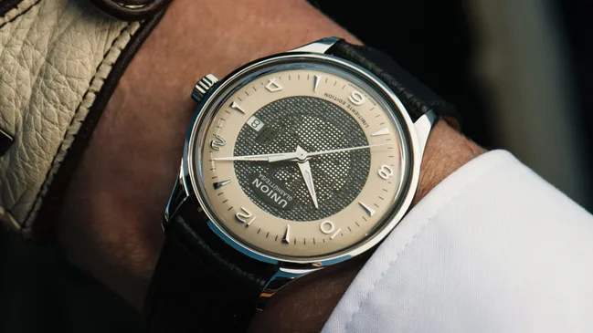 Union_D012.407.16.267.08_Noramis_Gent_Date_limited_edition_Deutschland_Classic_2022_wrist
