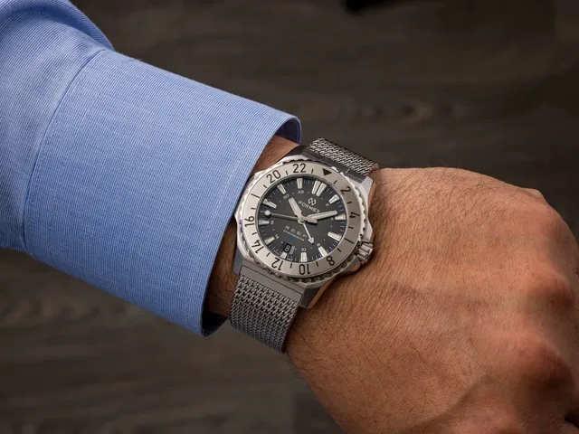 Formex Reef GMT 42mm Automatic Chronometer - Black Dial on Stainless Steel Bezel on Mesh bracelet - Wrist Shot 7.25 wrist