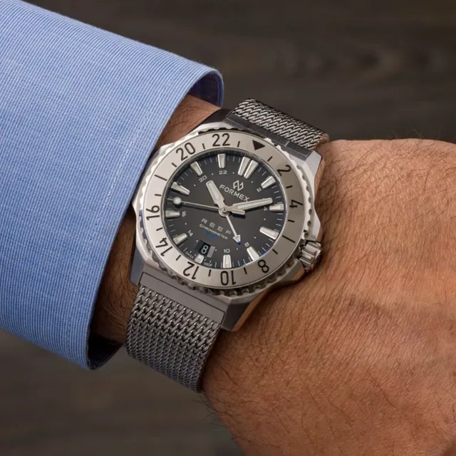square Formex-Reef-GMT-42mm-Automatic-Chronometer-Black-Dial-on-Stainless-Steel-Bezel-on-Mesh-bracelet-Wrist-Shot-7.25-wrist