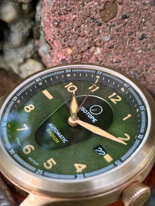 Isotope Old Radium detail