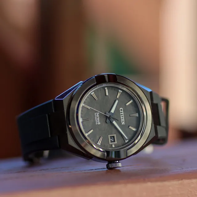 square-Citizen-Series-8-All-Black-1
