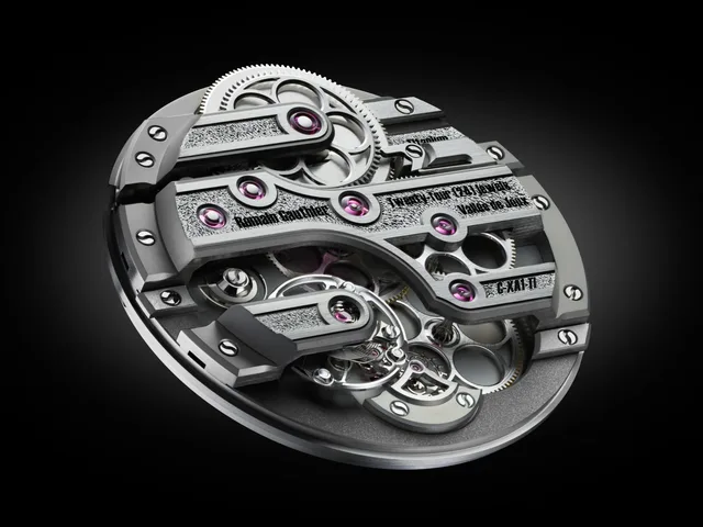 C-by-Romain-Gauthier-Titanium-Edition-Bracelet21