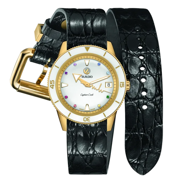 CaptainCook_R32117708_SLD_HR_leather_double