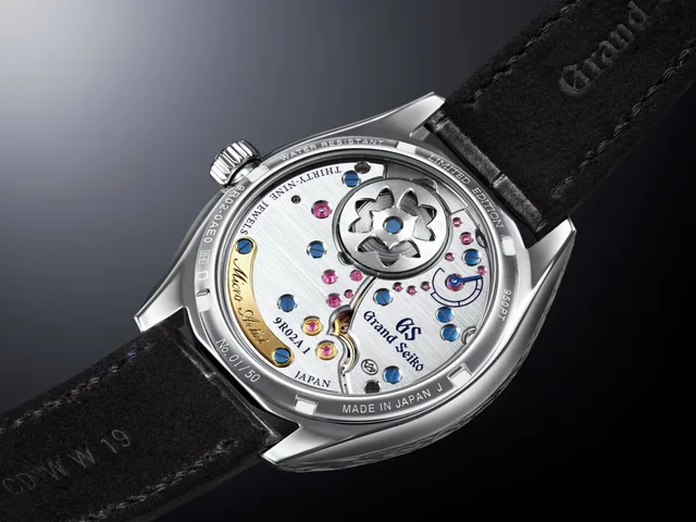SBGZ009_GrandSeiko-caseback