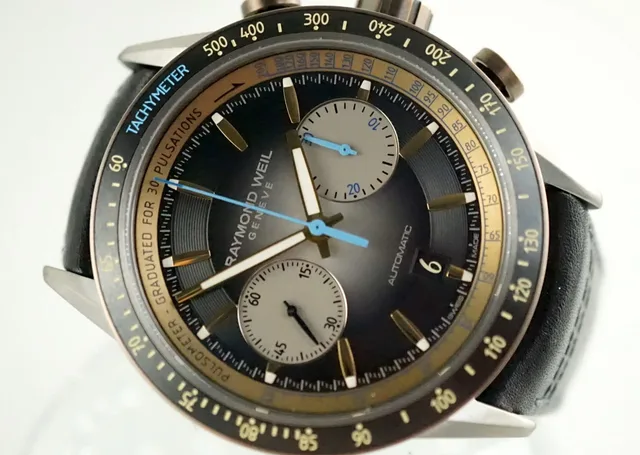 Front-Raymond-Weil-Freelancer-Bi-Compax-Chronograph