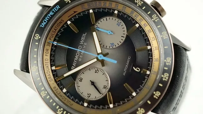 Front-Raymond-Weil-Freelancer-Bi-Compax-Chronograph