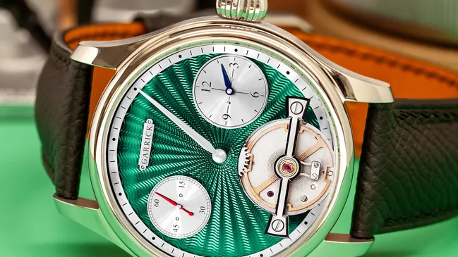 Regulator green