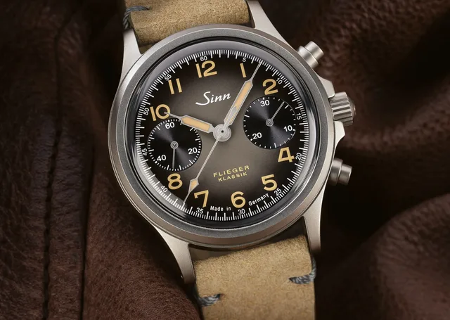 square SINN_356_FLIEGER_Klassik_AS_E_hoch_CMYK