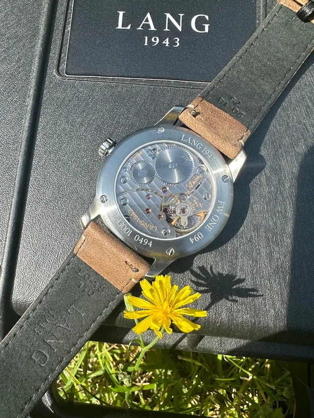 Lang-1943-Field-Watch-Edition-One-movement