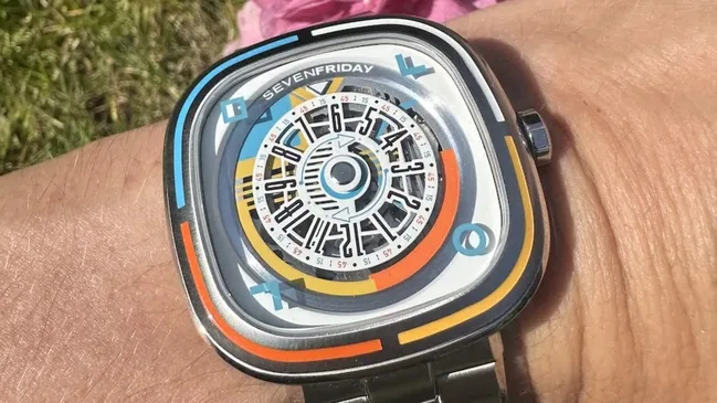 SevenFriday-Bauhaus-wristshot-1
