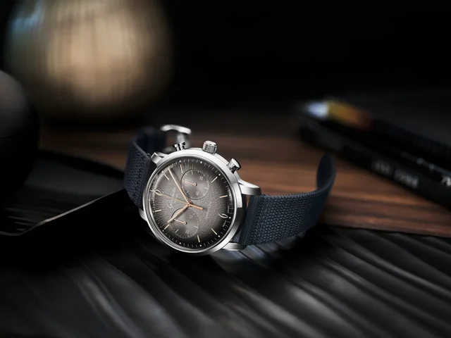 1-39-34-06-22-04-Sixties-Chronograph-Mood-rgb-25cm