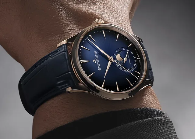 2023-jaeger-lecoultre-masterultrathinmoon-wristshot-16.91
