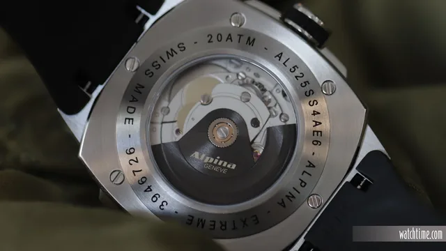 Alpina_Alpiner_Extreme_California_Dial_Caseback_NYC_2023