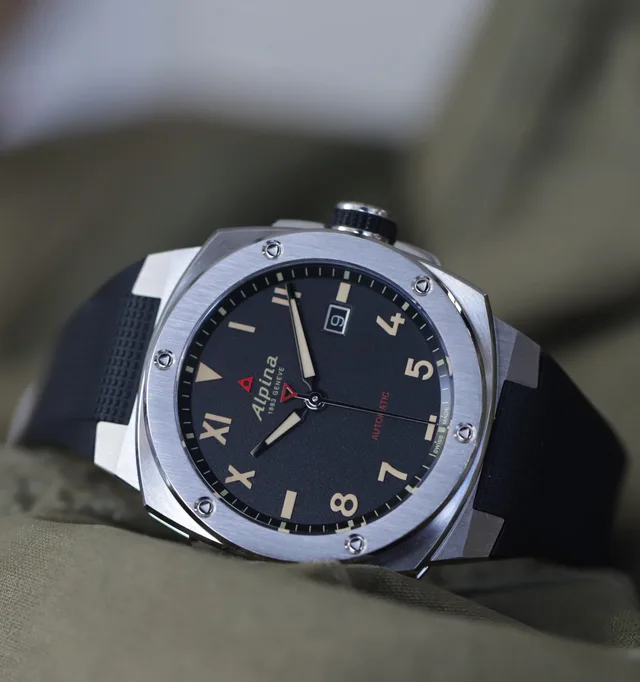 Alpina_Alpiner_Extreme_California_Dial_Featured_NYC_2023