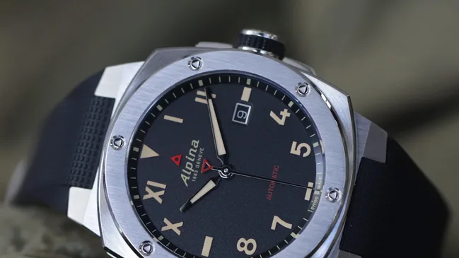 Alpina_Alpiner_Extreme_California_Dial_Featured_NYC_2023