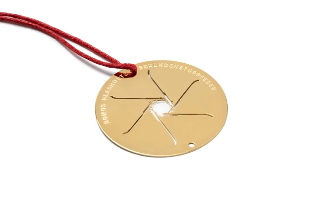 02_NOMOS_advent_calendar_2023_gold_plated_blank