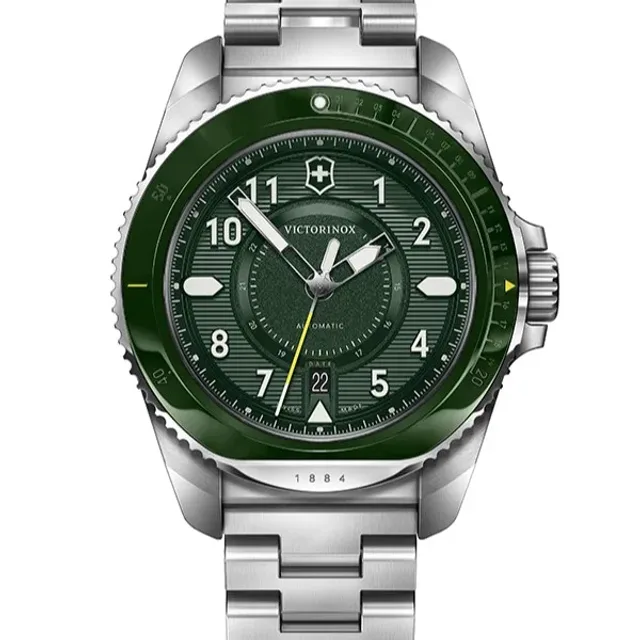 ADD23024_Images-for-WatchTime-Articles-and-Newsletters_600x800_WAT_242015_S1-1