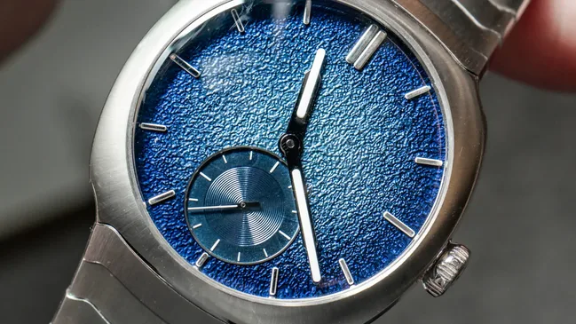 h moser and cie streamliner small seconds blue enamel