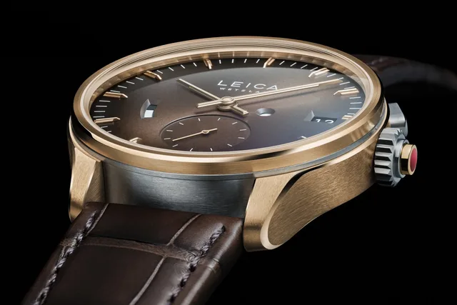 Leica_Watch_ZM_1_Gold_limited_Edition_flat_HiRes