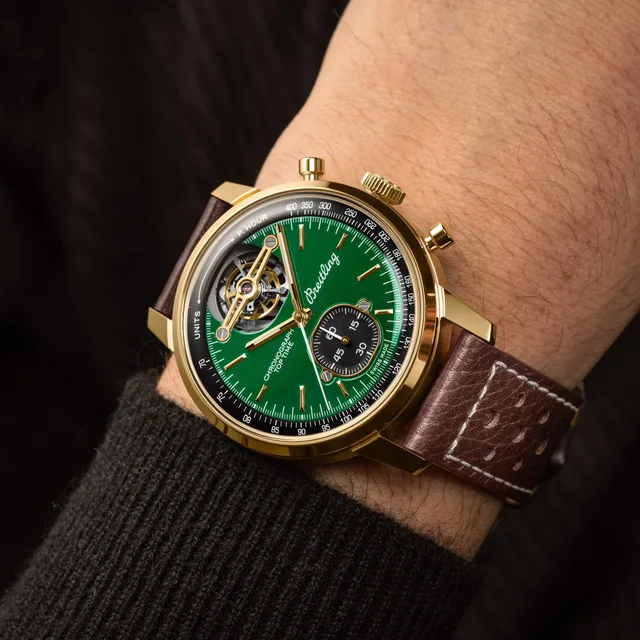 Breitling Top Time B21 Ford Mustang_Ref. NB21251A1L1X1_RGB