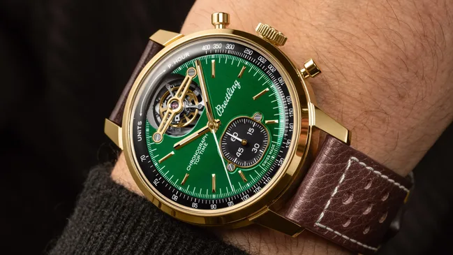 Breitling Top Time B21 Ford Mustang_Ref. NB21251A1L1X1_RGB