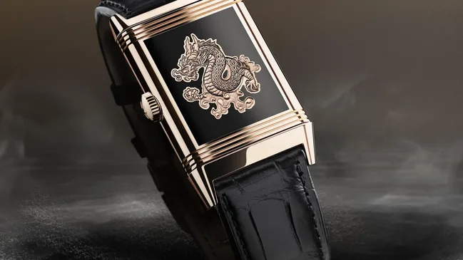2023_JAEGER-LECOULTRE_REVERSO_TRIBUTE_ENAMEL_DRAGON_VERSO-7
