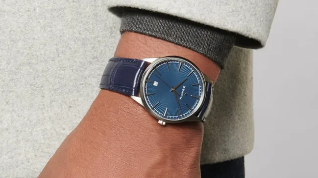 Zenith-Elite-Classic-on-the-wrist.png