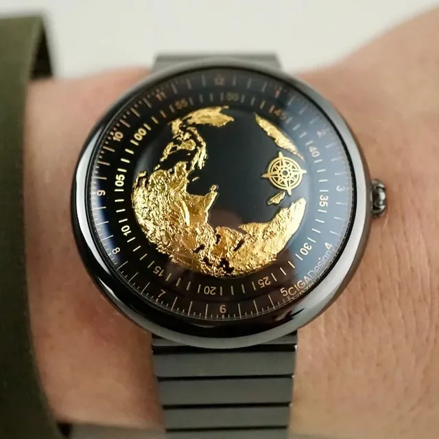 CIGA-Design-Blue-Planet-Gilding-Edition-Wrist-1