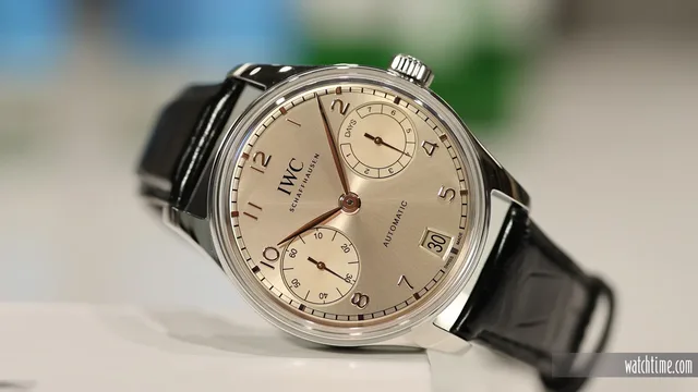 IWC_Portugieser_Automatic_7_Days_Dune_Dial_Frontal_SH_2024