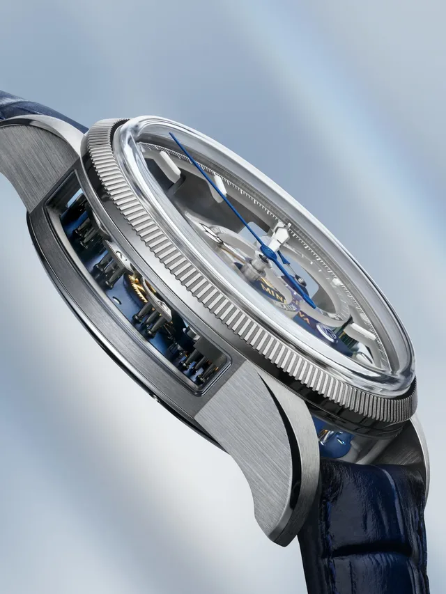 Minerva-Unveiled-Mono-Chrono-3_4-1