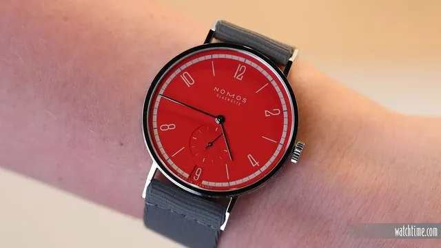 Nomos_31_Edition_Wrist_2_Geneva_2024