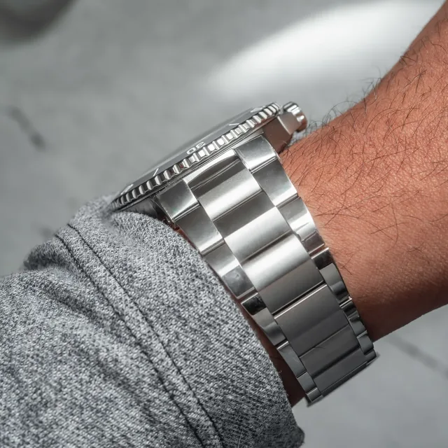 Oris-Aquis-Upcycle--1