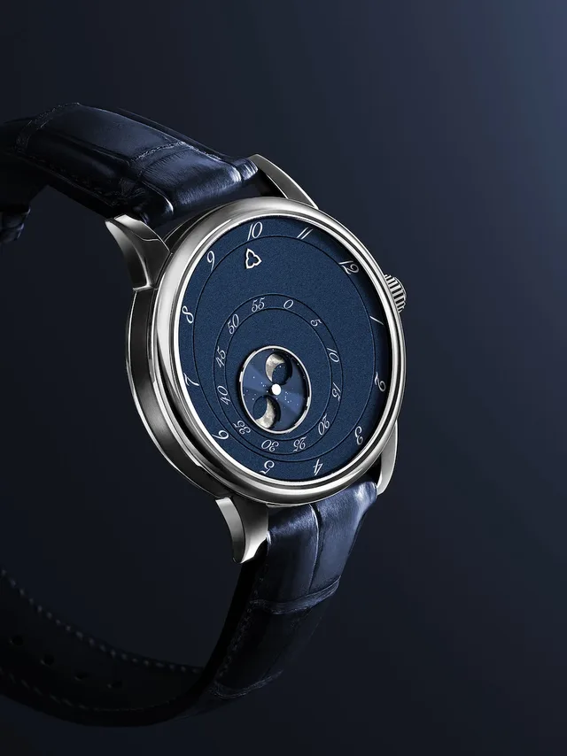 Trilobe-Les-Matinaux-Collection-LHeure-Exquise-Edition-Blue-Model-Levitation