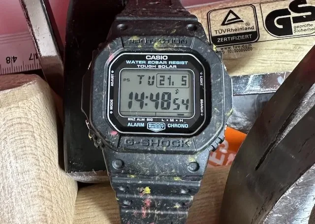 Gshock-G5600BG-front