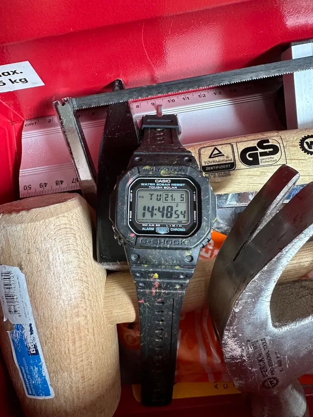 Gshock G5600BG front