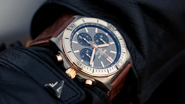 Breitling Chronomat B01 42 Triumph_Ref. TB0134101M1X1_RGB