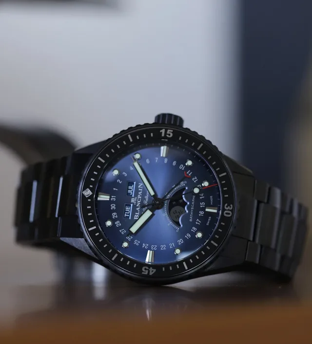 Bathyscaphe_Quantieme_Complet_Phases_de_Lune_Blue_Dial_Ceramic_Featured_Lausanne_2024