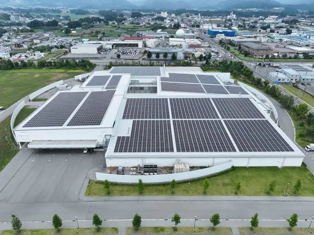 Saku-Factory-with-Rooftop-Solar-panel