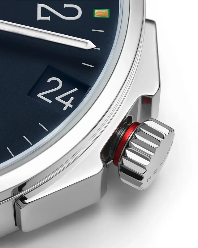 WT_06_NOMOSGlashuette_518_528_Ahoi_neomatik_38_date_Atlantic_1080x1350px