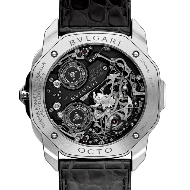 Octo Roma GS - Side View