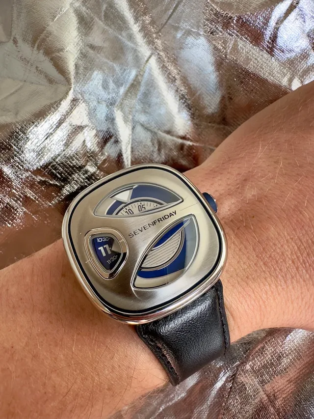 SevenFriday ME Blue wrist