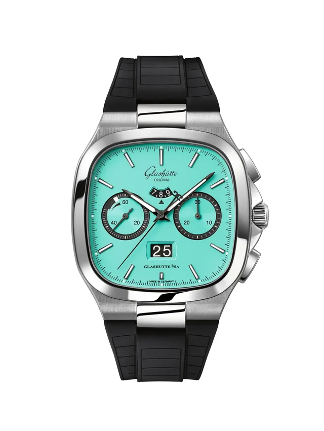 WT_Glashuette_Original_Seventies_Swimmingpool_KB_Fr_RGB