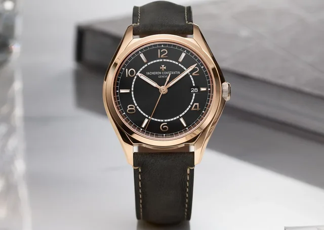 WT_Vacheron_SixtyfiveVAC_Fiftysix_Lifestyle_4600E-000R-H101_2