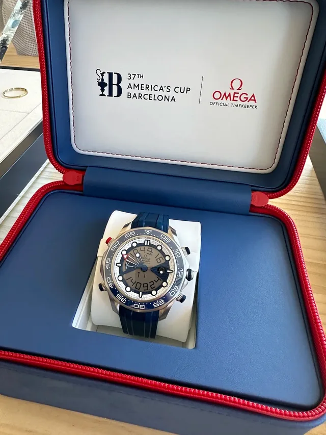Omega Seamaster Regatta box