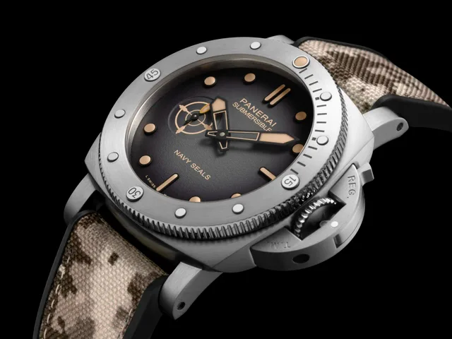 PAM01518_DET_03_C