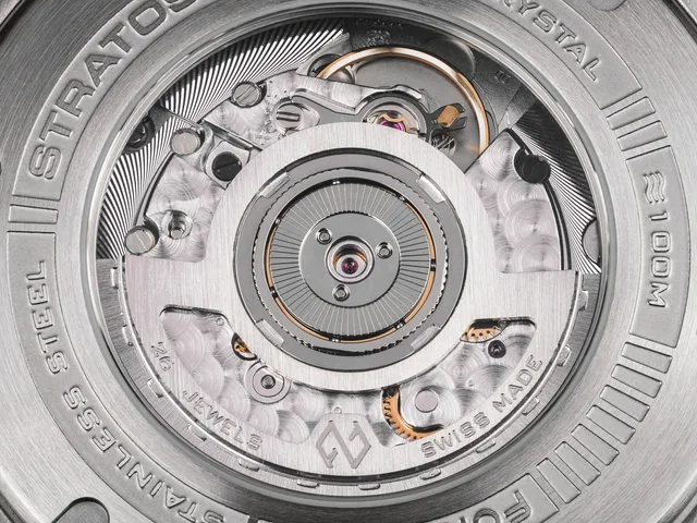WT_Formex-Stratos-UTC-41mm_Caseback