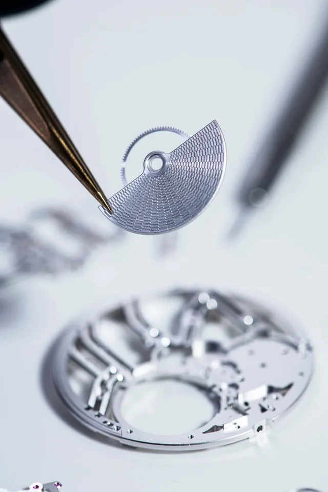 WT_Speake_Marin_Speake-Marin-Ripples-Skeleton_Atelier-111